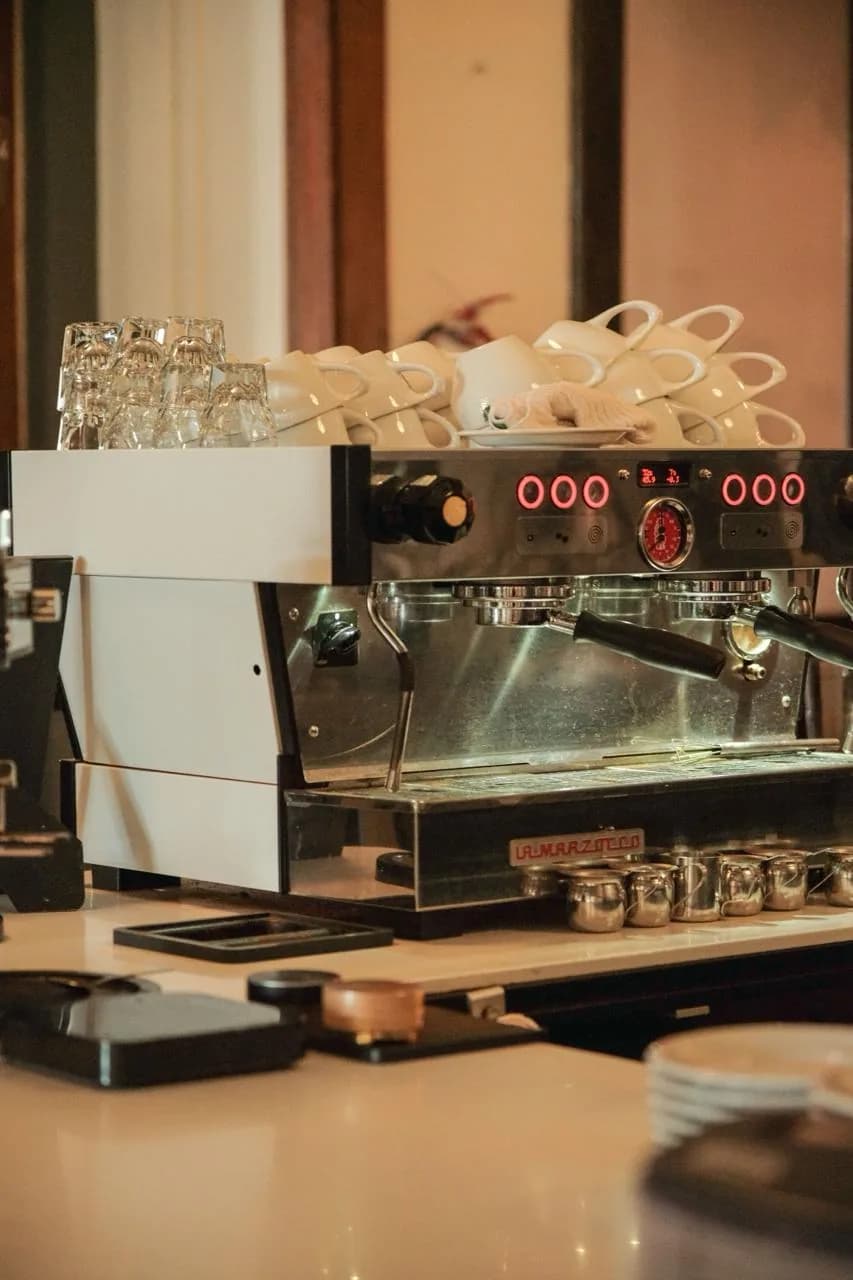 Weiße La Marzocco